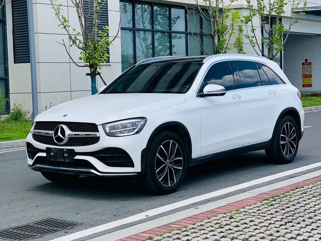 Mercedes-Benz GLC — фото 1