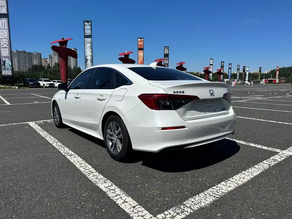 Honda Civic — фото 9