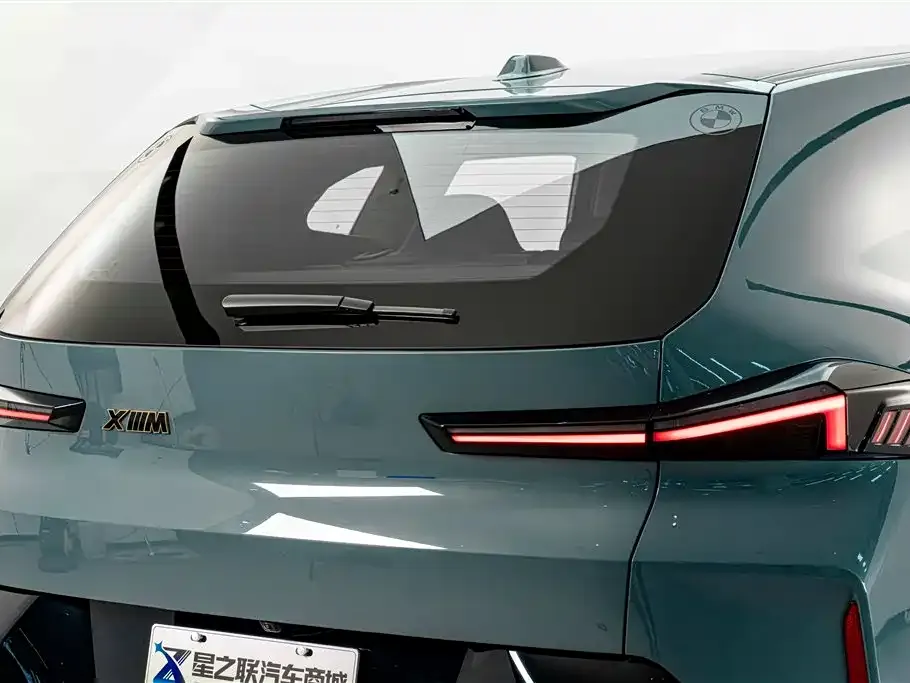 BMW XM — фото 7