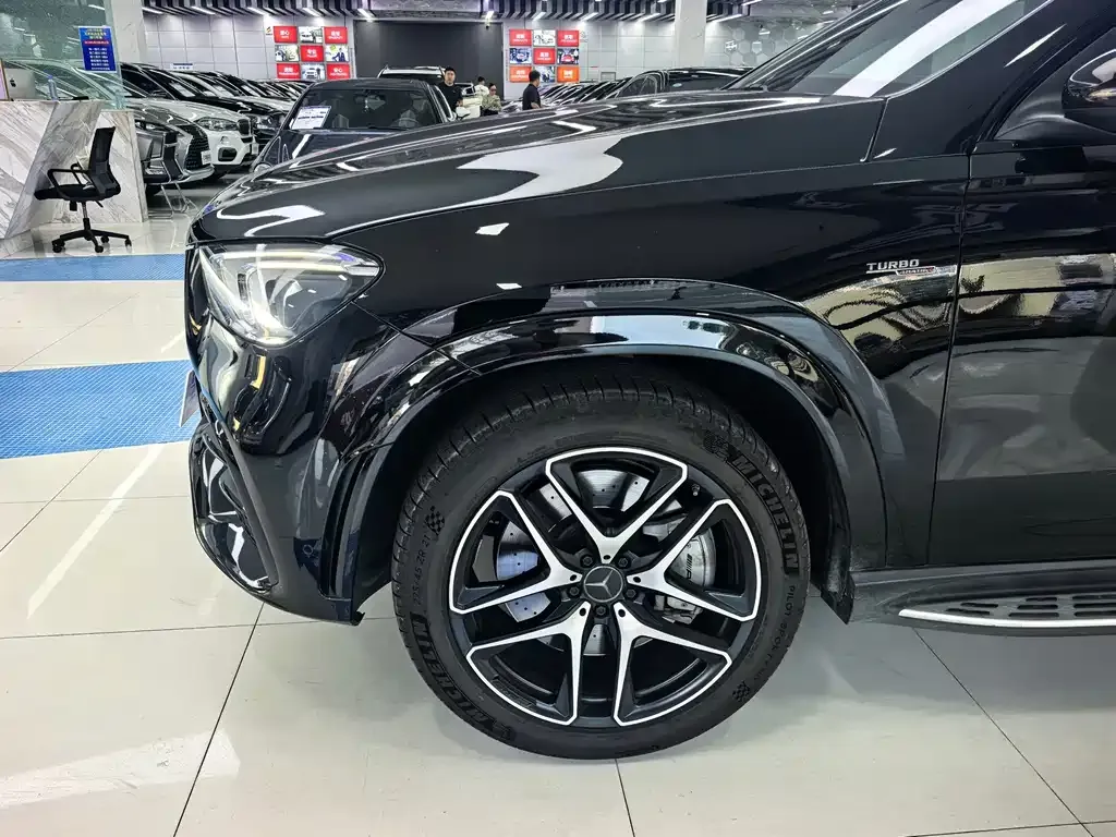 Mercedes-Benz GLE Coupe AMG — фото 9