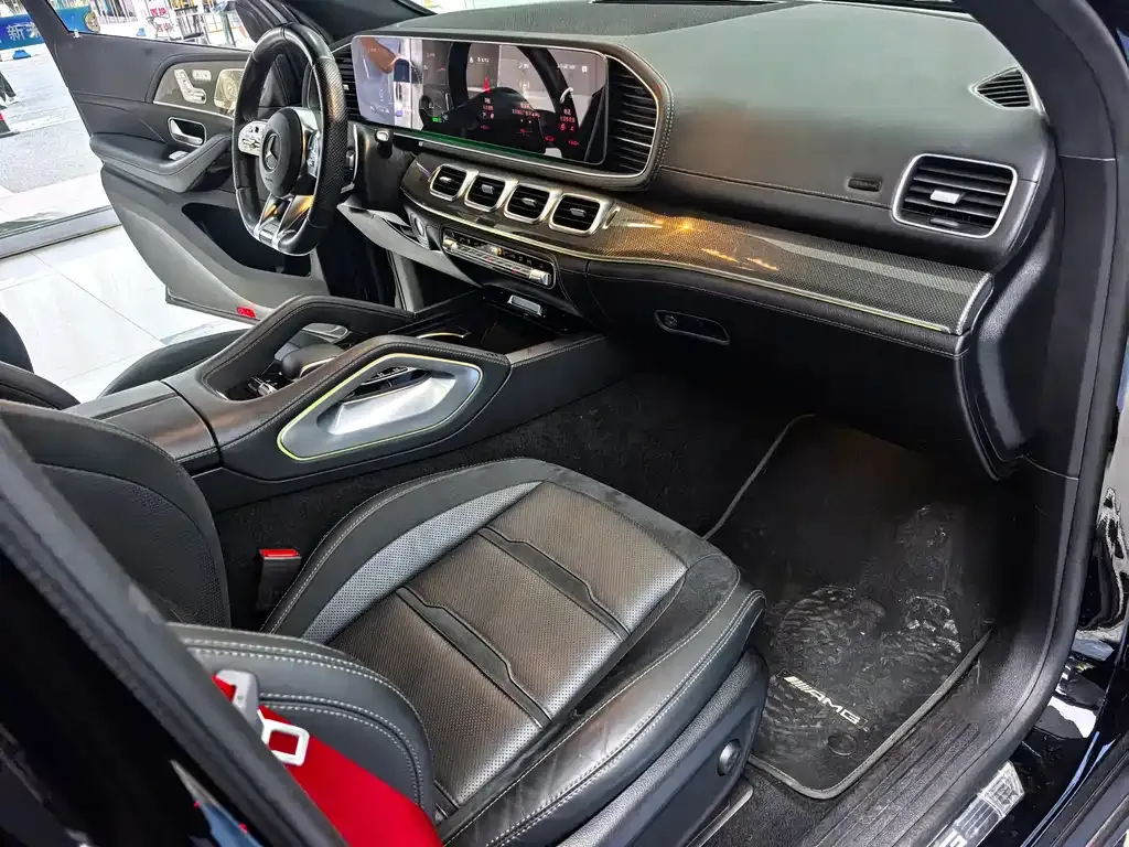 Mercedes-Benz GLE Coupe AMG — фото 10
