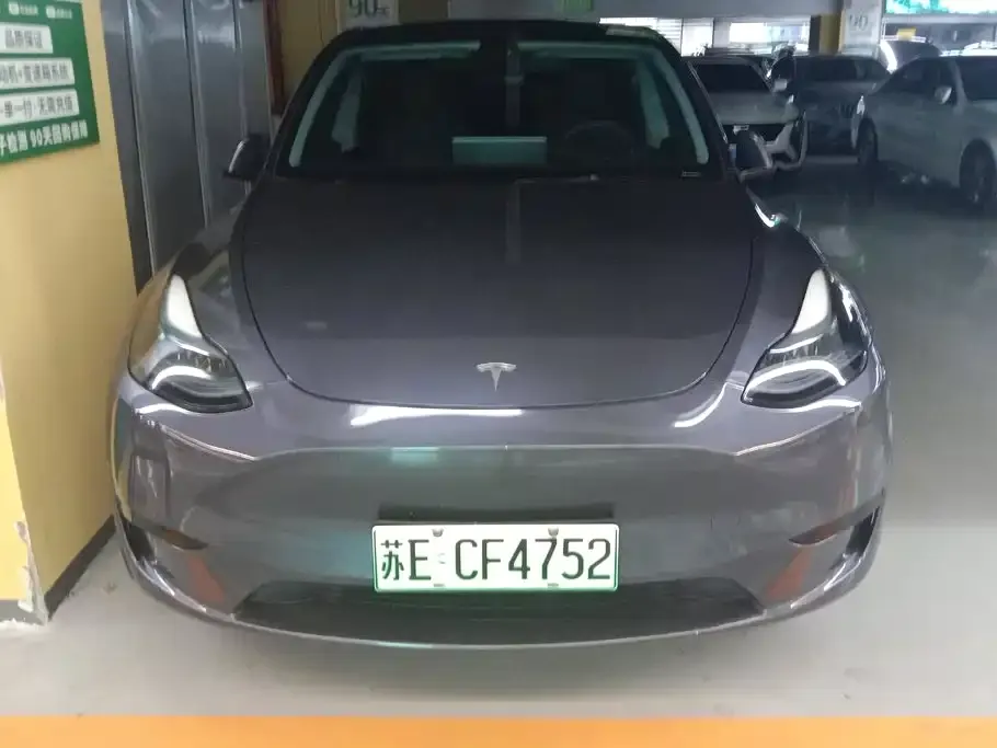 Tesla Model Y — фото 8