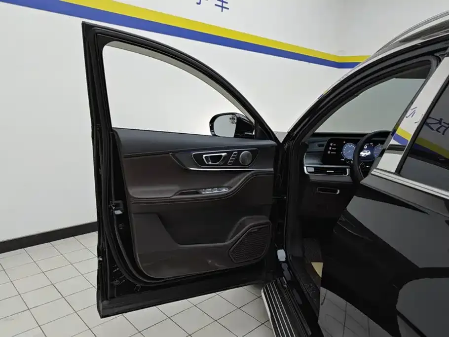 Chery Tiggo 8 PRO — фото 2