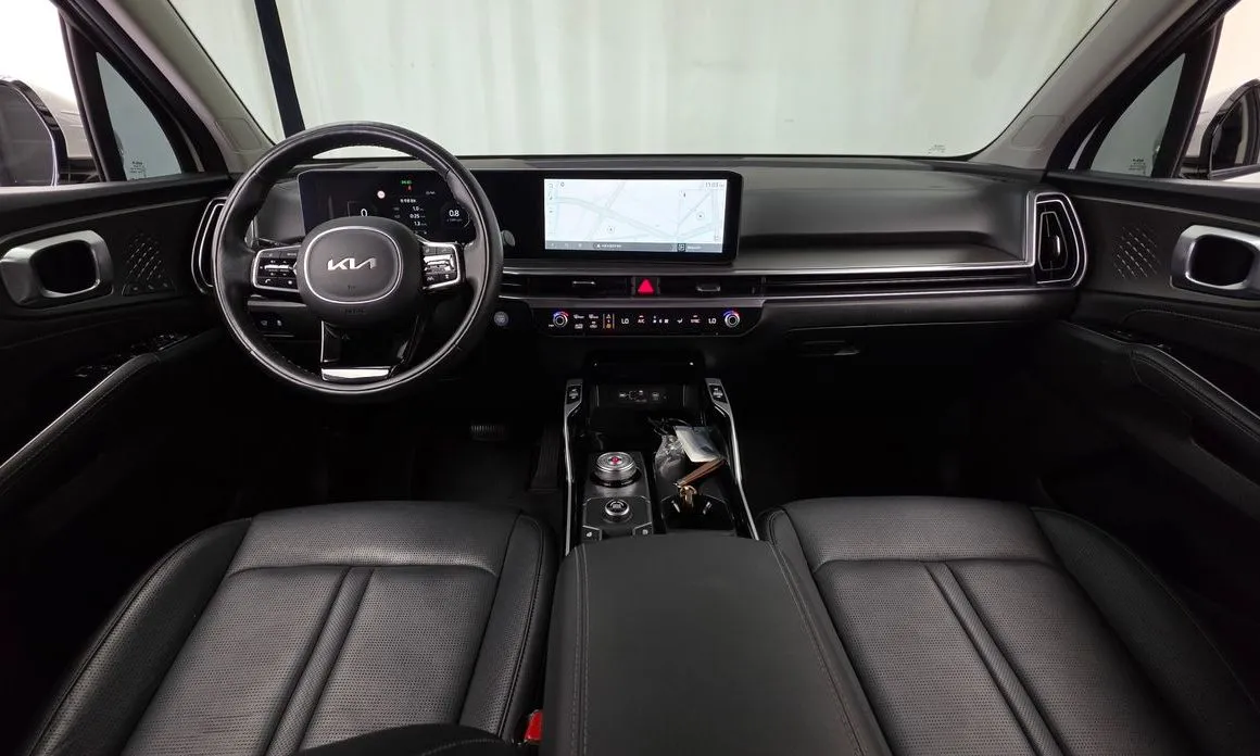 Kia Sorento — фото 8