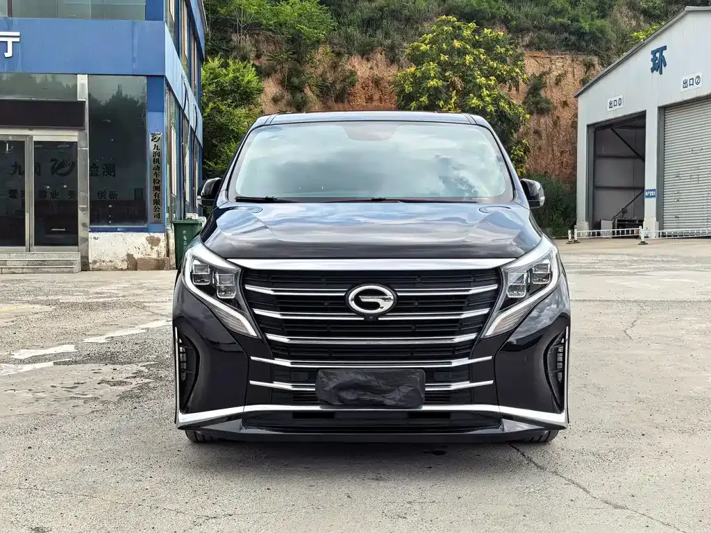 GAC Motor Trumpchi M8 — фото 9