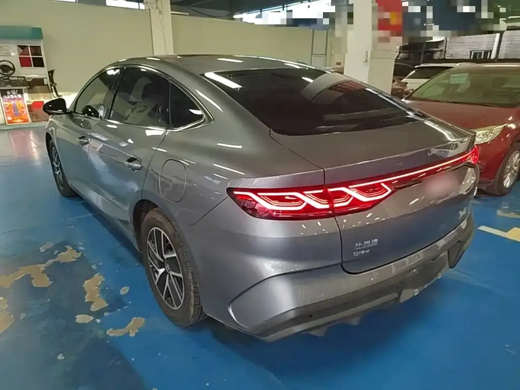 BYD Qin L — фото 8