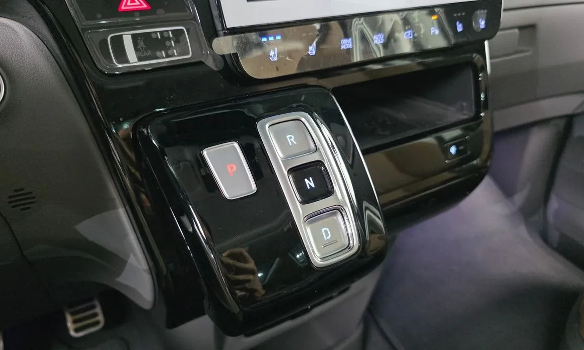 Hyundai Staria — фото 6