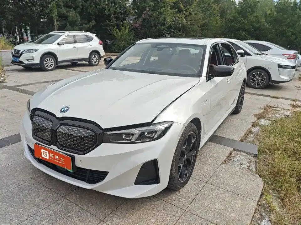 BMW i3 — фото 1