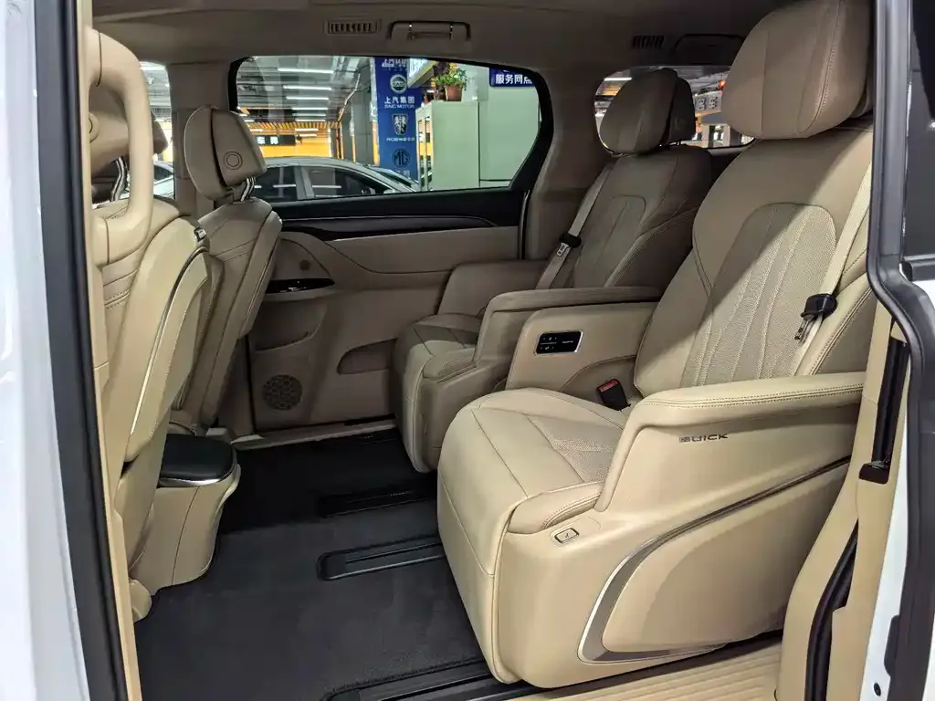 Buick GL8 Hybrid — фото 7
