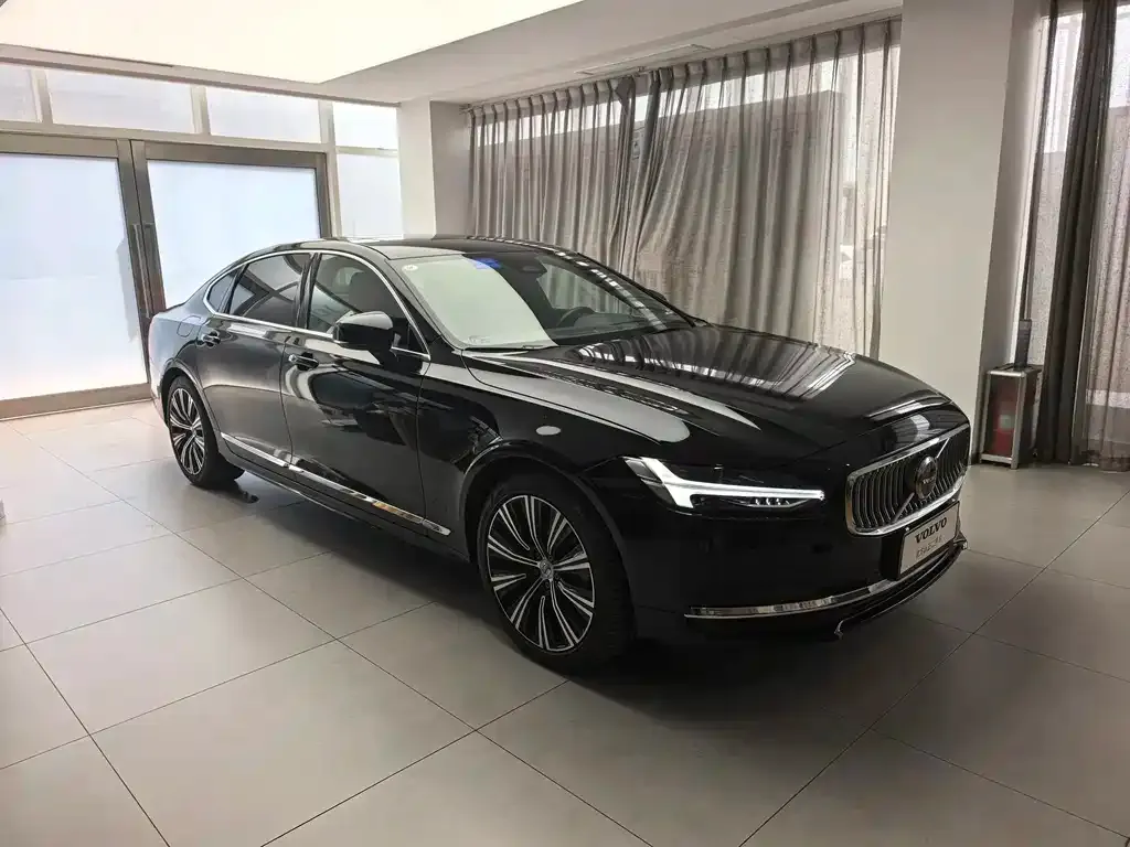 Volvo S90 — фото 3