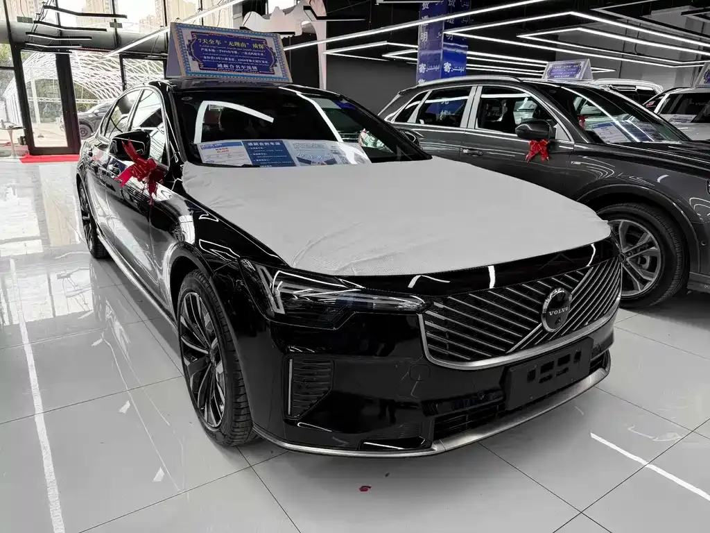 Volvo S90 — фото 2