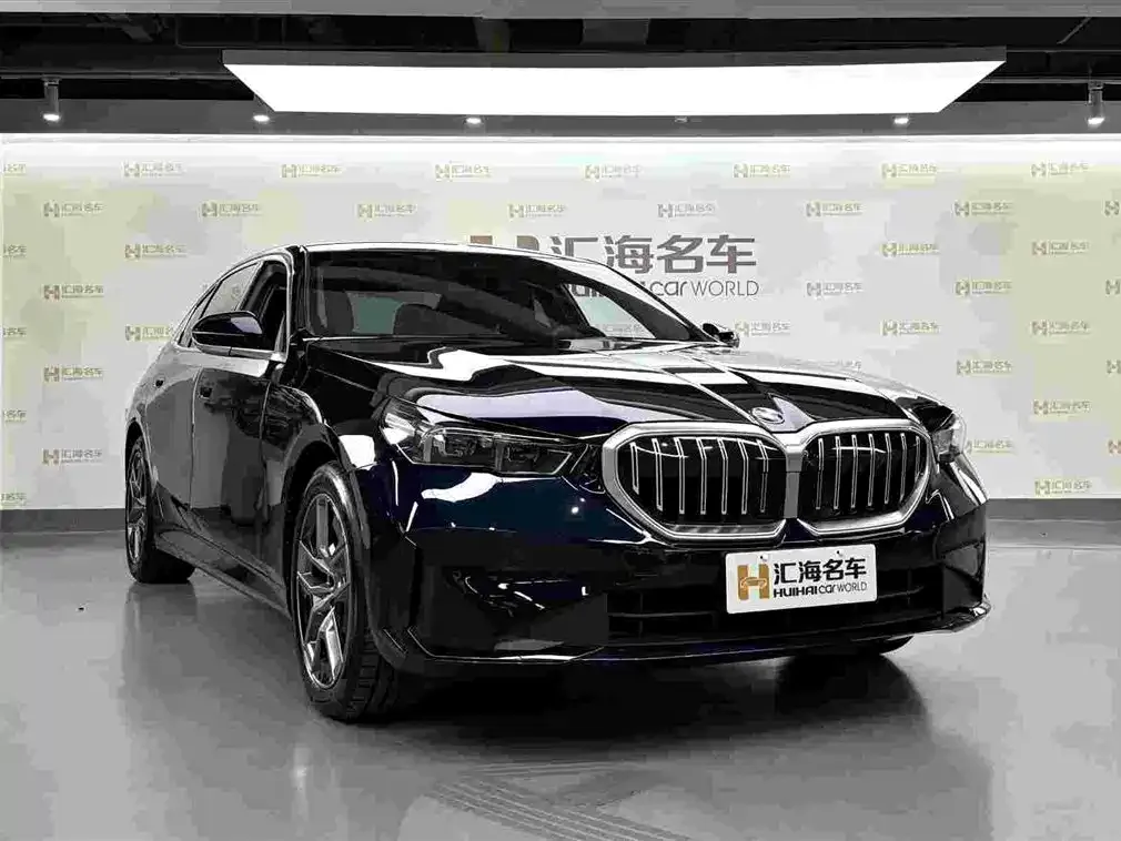 BMW 5 Series — фото 4