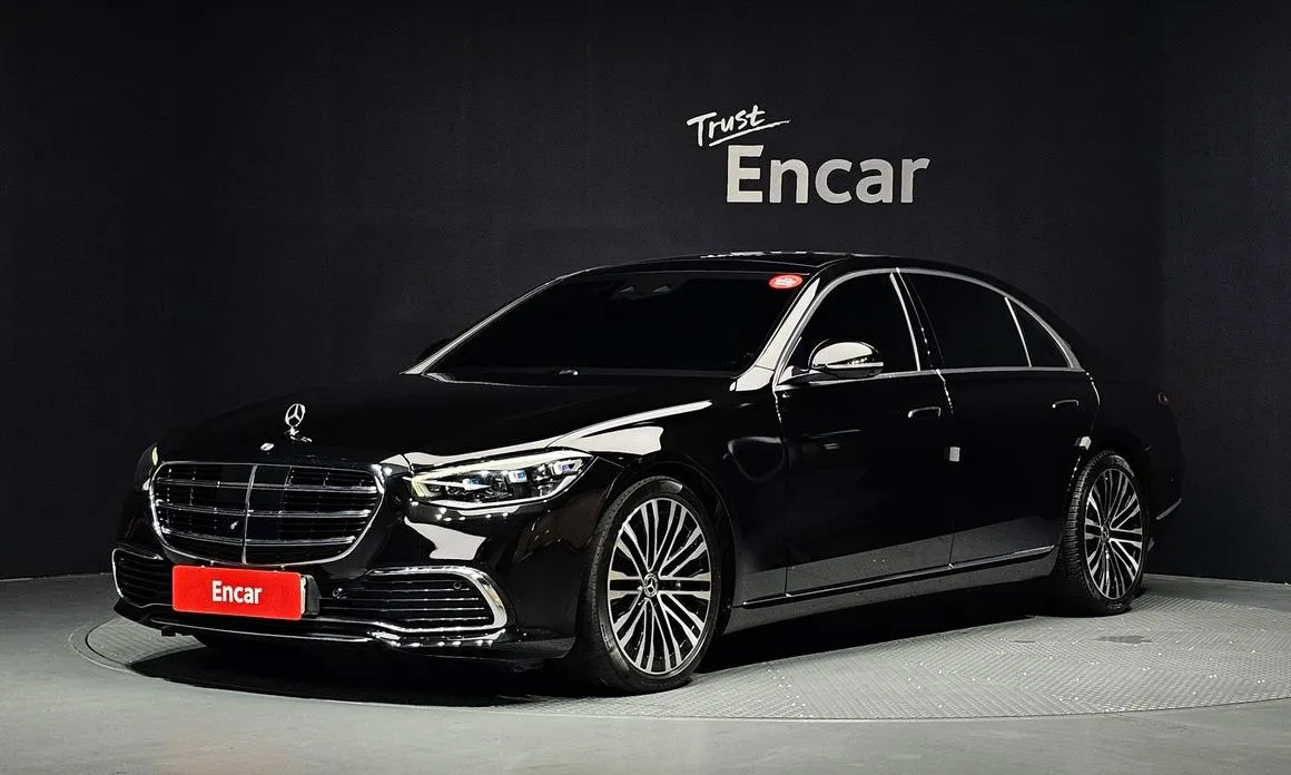 Mercedes-Benz S-Class — фото 1