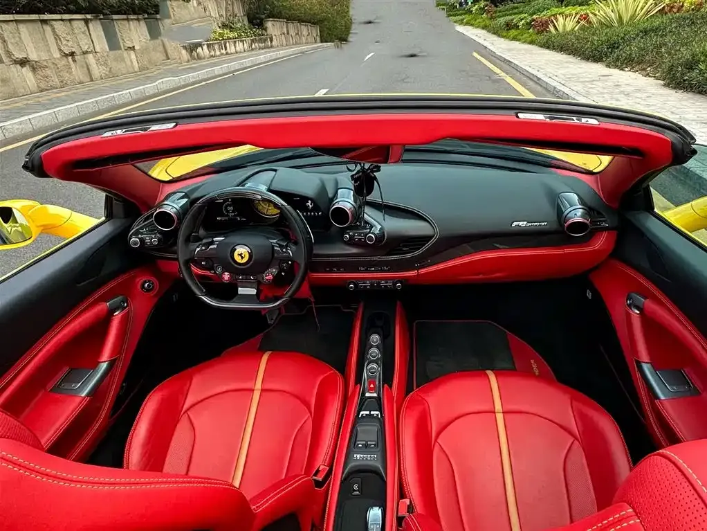 Ferrari F8 — фото 8
