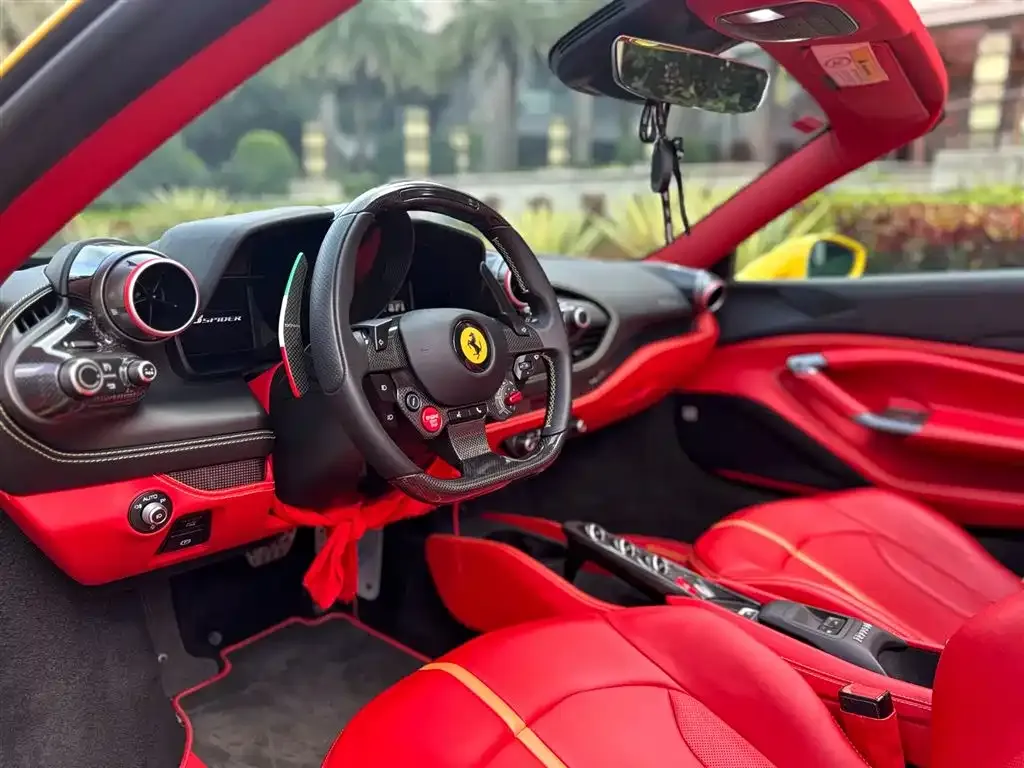 Ferrari F8 — фото 4