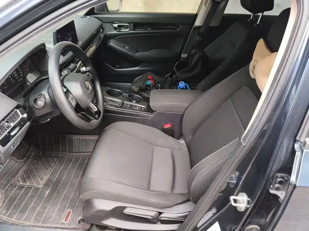 Honda Civic — фото 10