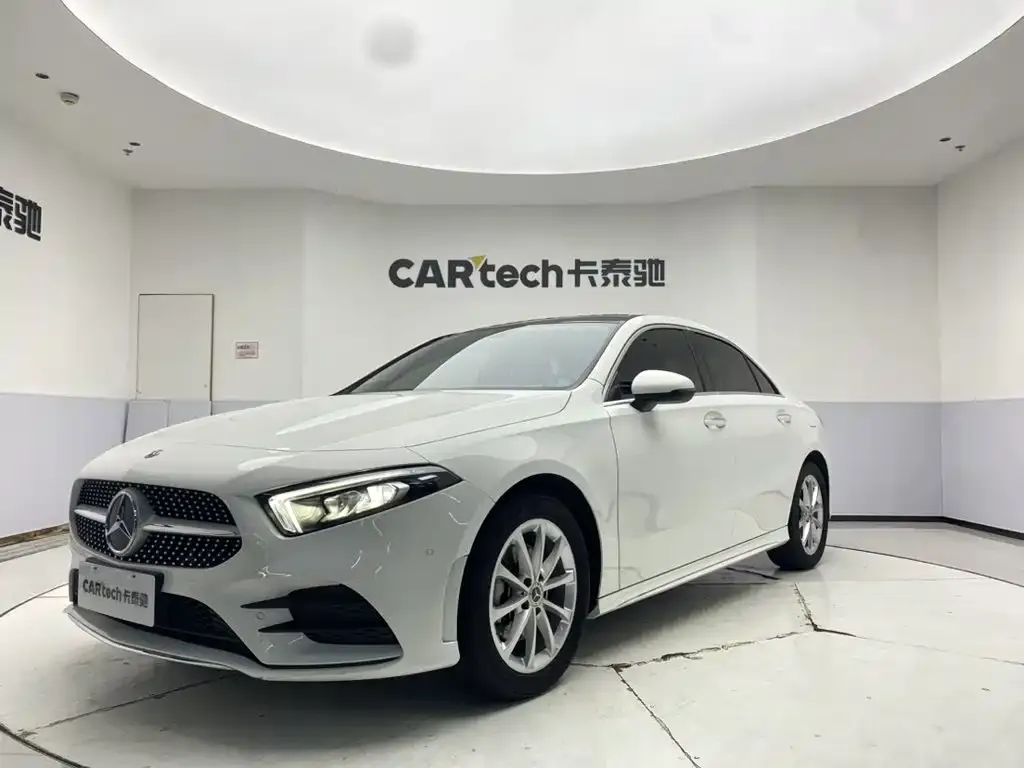 Mercedes-Benz A-Class — фото 1
