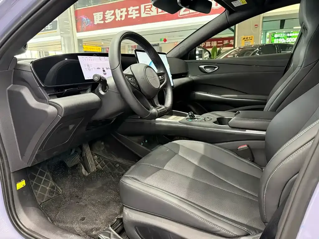 BYD Seal — фото 4