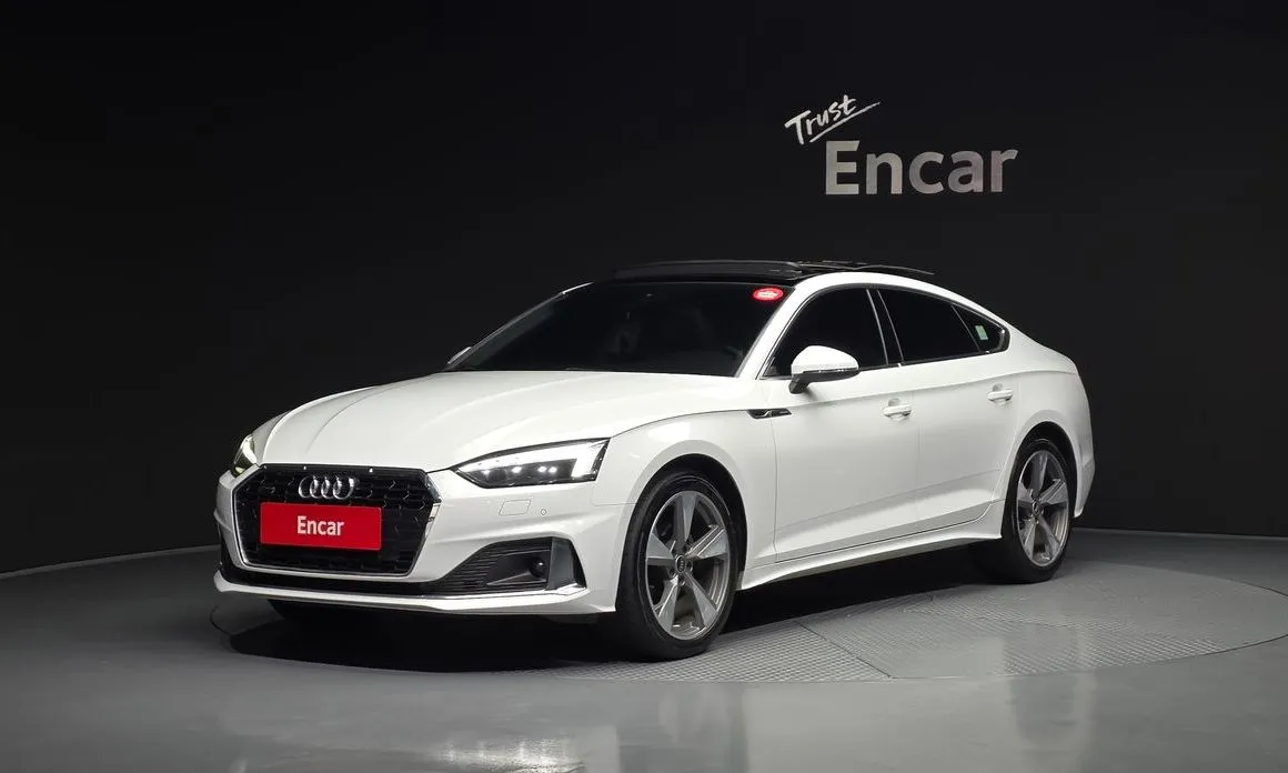Audi A5 — фото 1