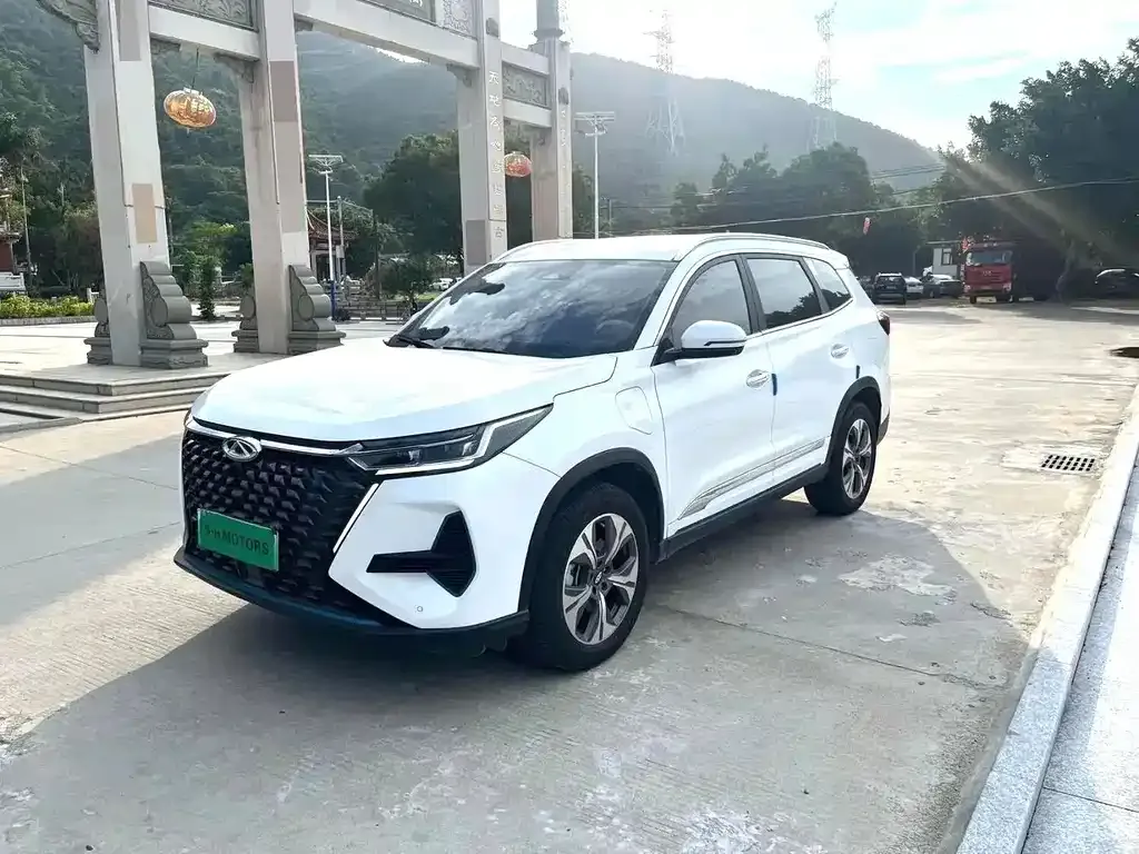 Chery Tiggo 8 PRO NEV — фото 1