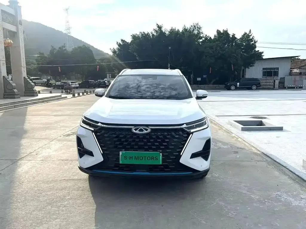 Chery Tiggo 8 PRO NEV — фото 2