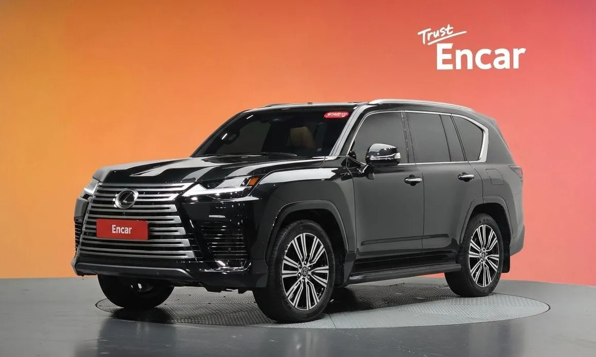 Lexus LX — фото 1