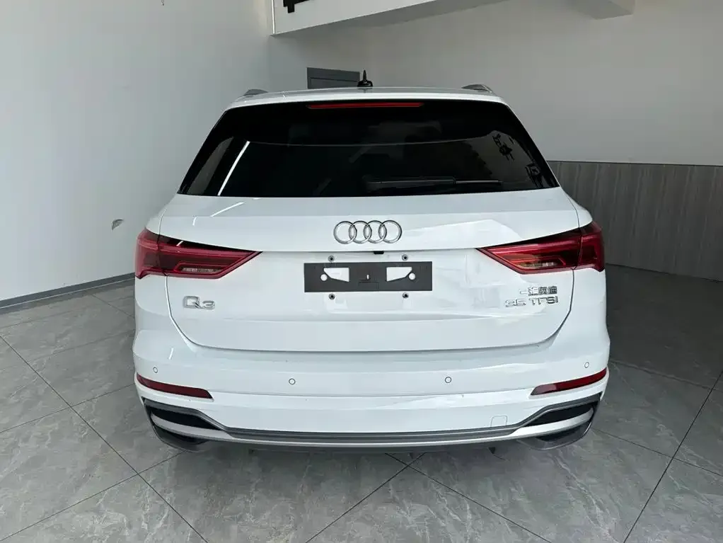 Audi Q3 — фото 3