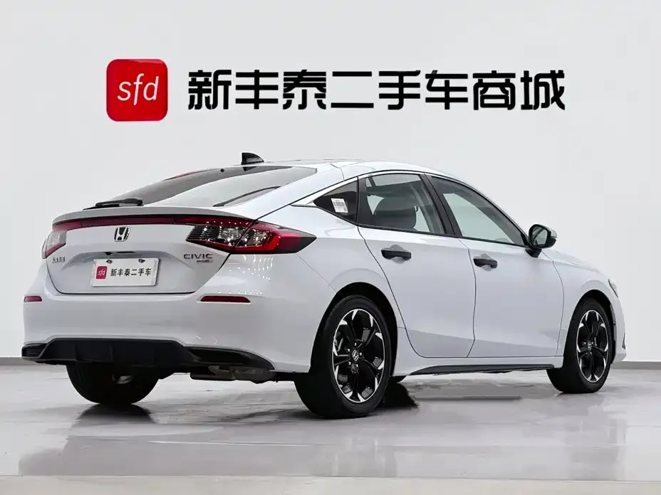 Honda Civic — фото 5