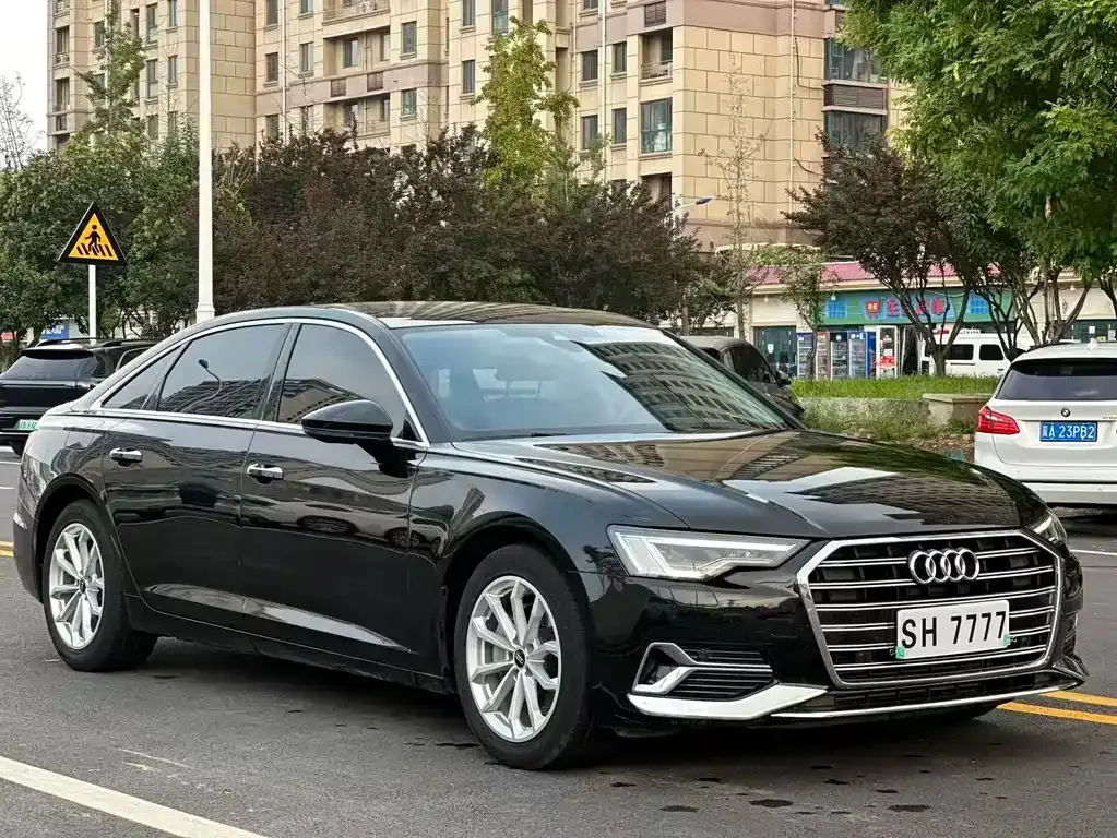 Audi A6L — фото 8