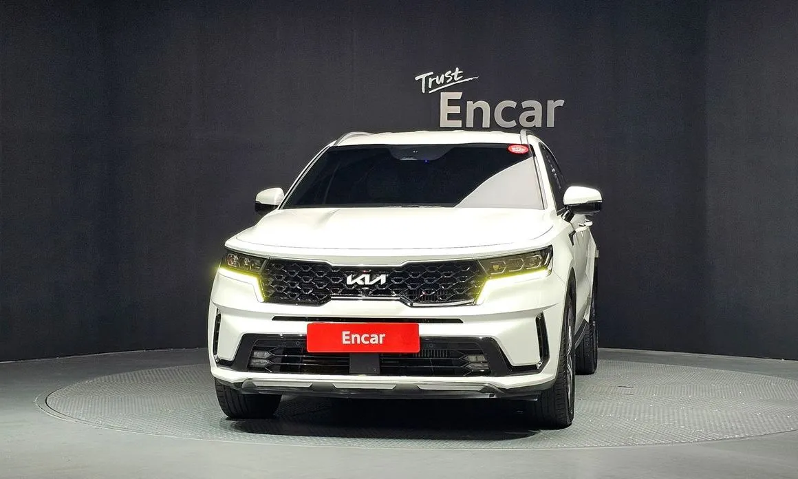Kia Sorento — фото 9