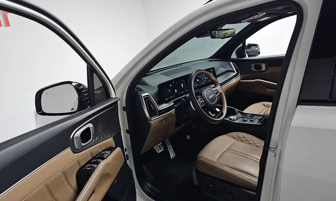 Kia Sorento — фото 9