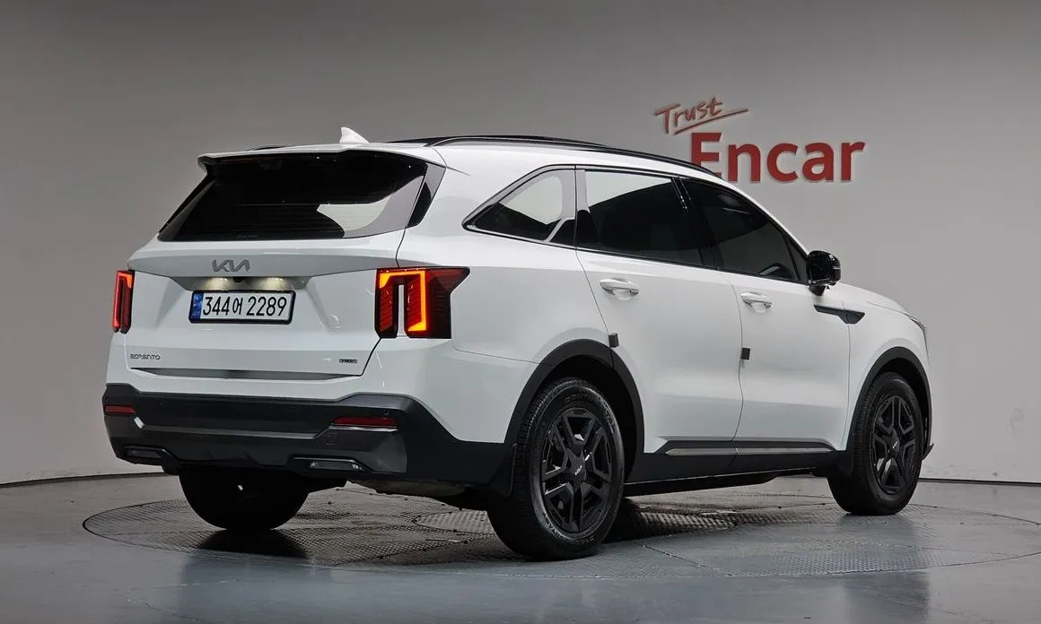 Kia Sorento — фото 4
