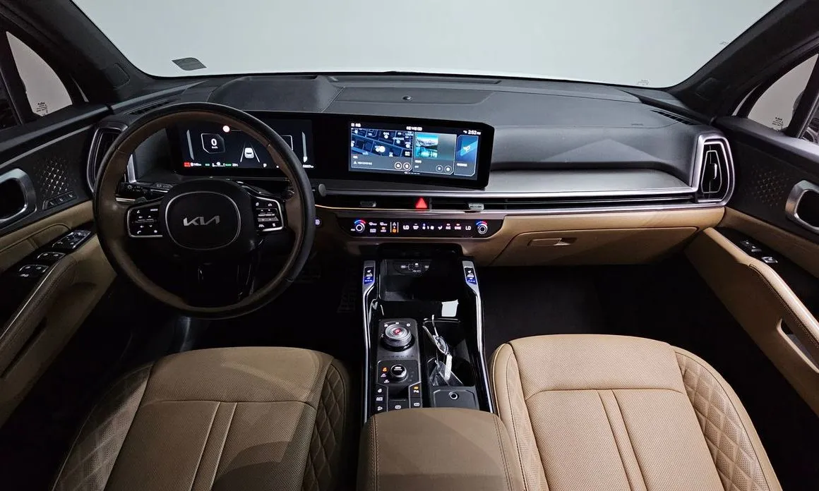 Kia Sorento — фото 7
