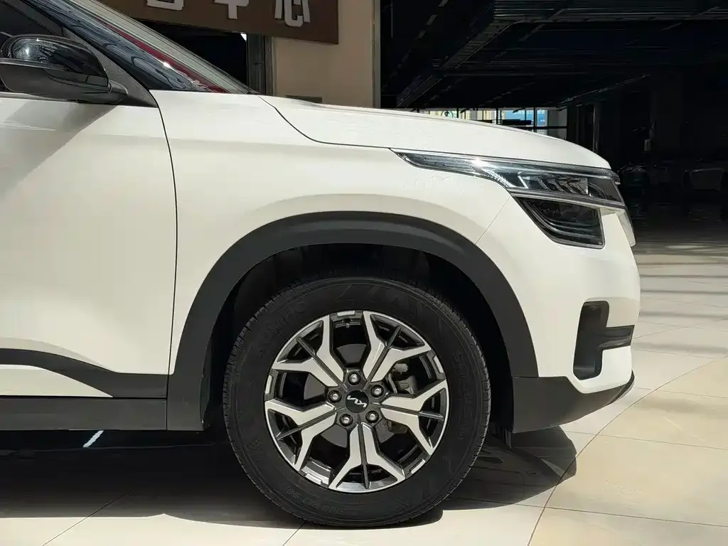 Kia KX3 — фото 8