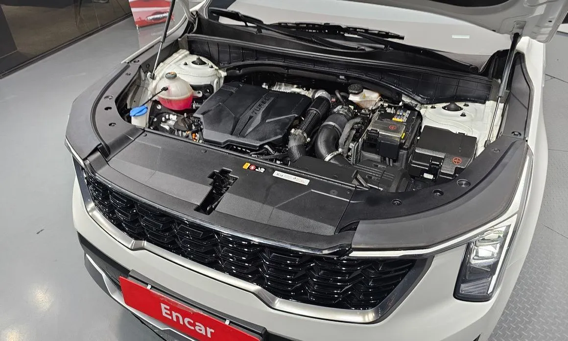 Kia Sorento — фото 8