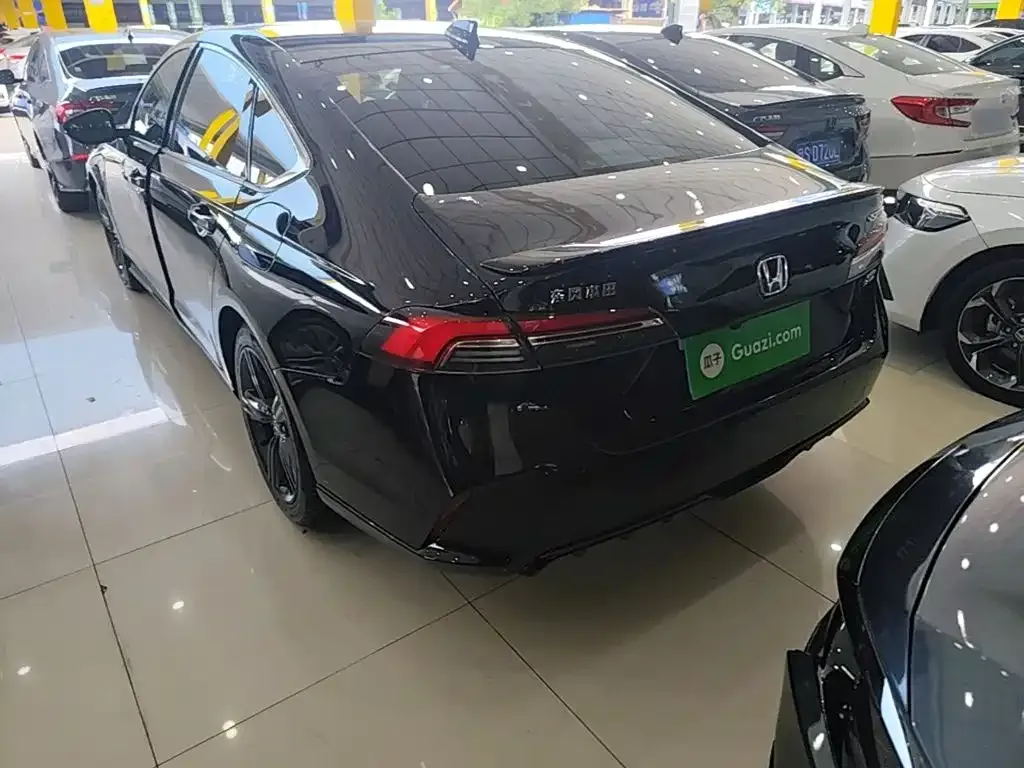 Honda Inspire — фото 10