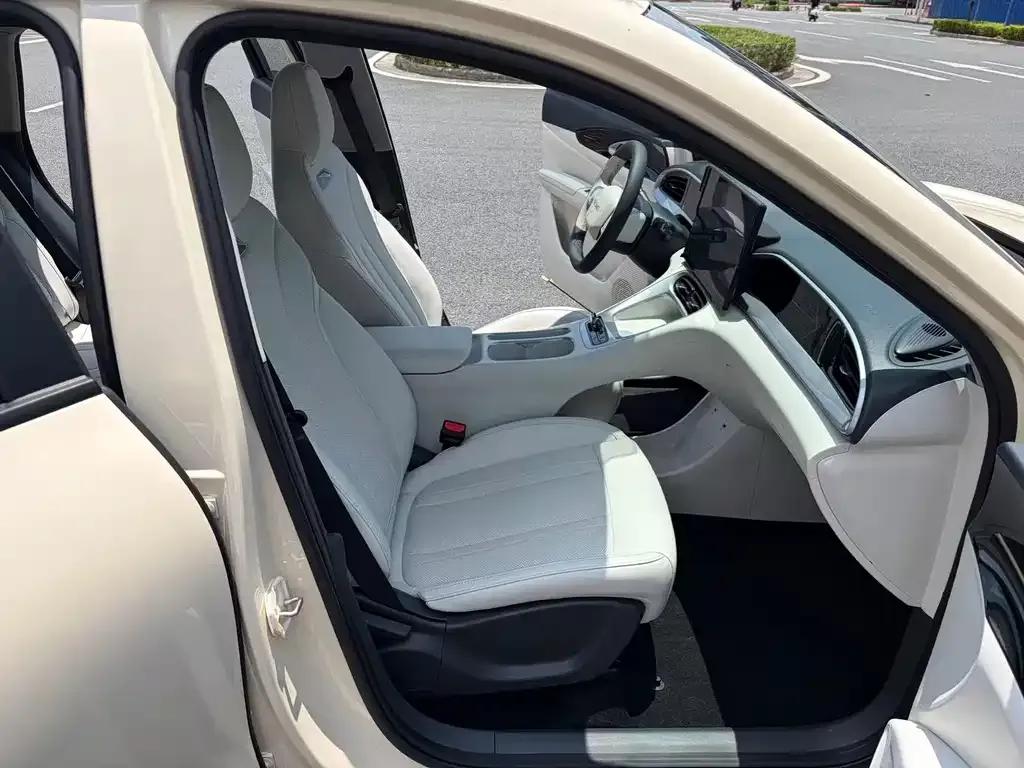 Geely Starburst — фото 2