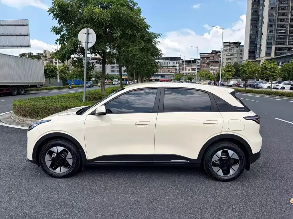 Geely Starburst — фото 9