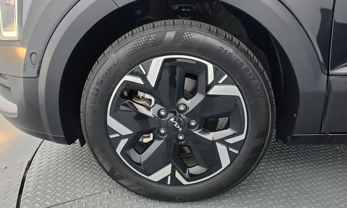 Kia Niro — фото 9