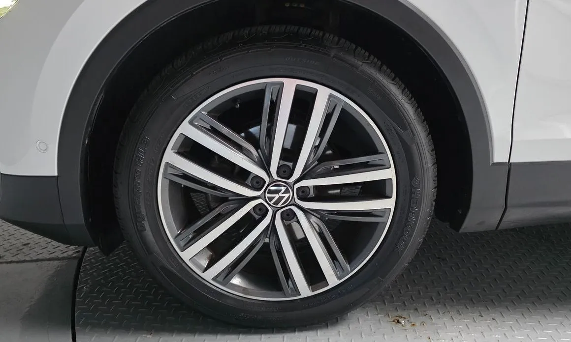 Volkswagen Tiguan — фото 6