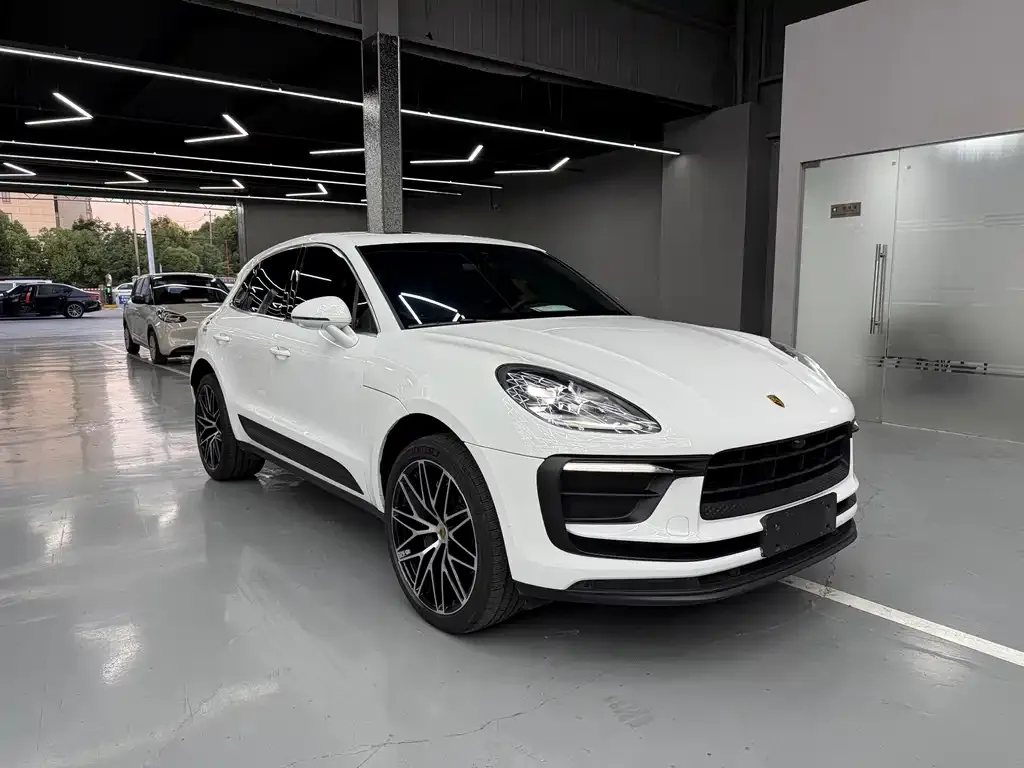 Porsche Macan — фото 7