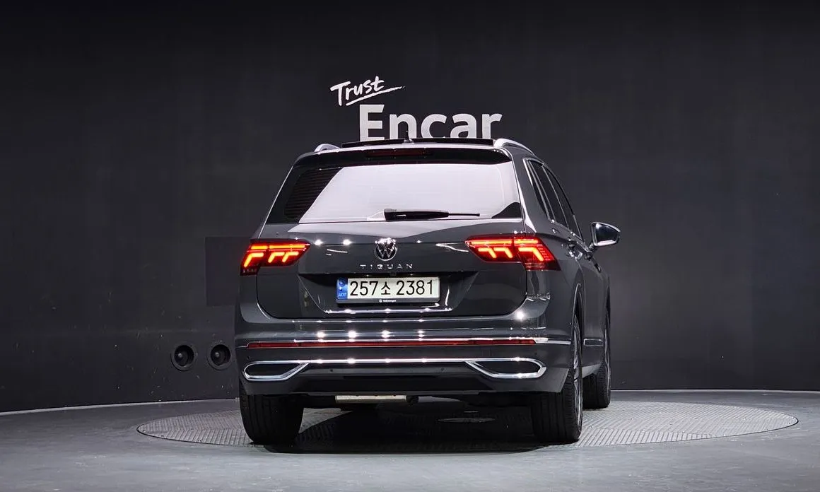 Volkswagen Tiguan — фото 7