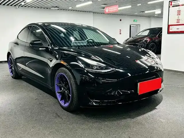Tesla Model 3 — фото 8
