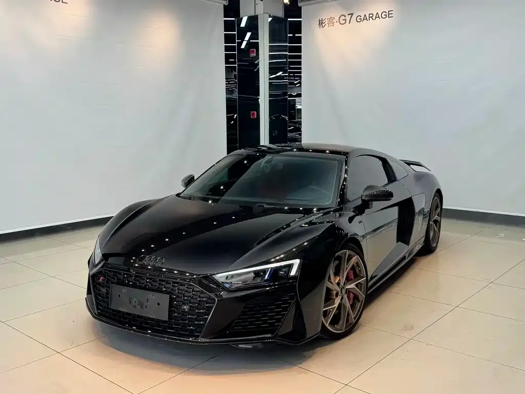 Audi R8 — фото 1