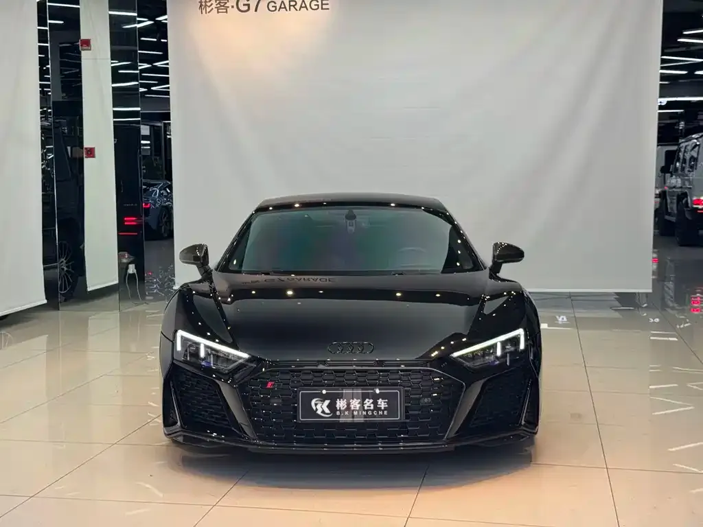 Audi R8 — фото 6