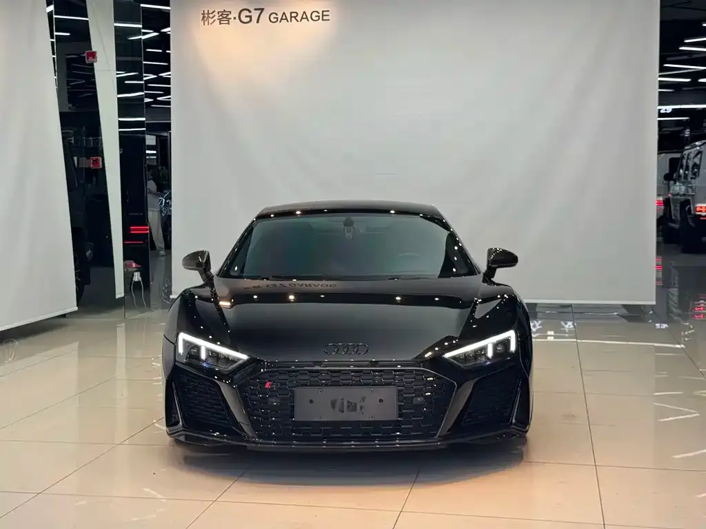 Audi R8 — фото 2