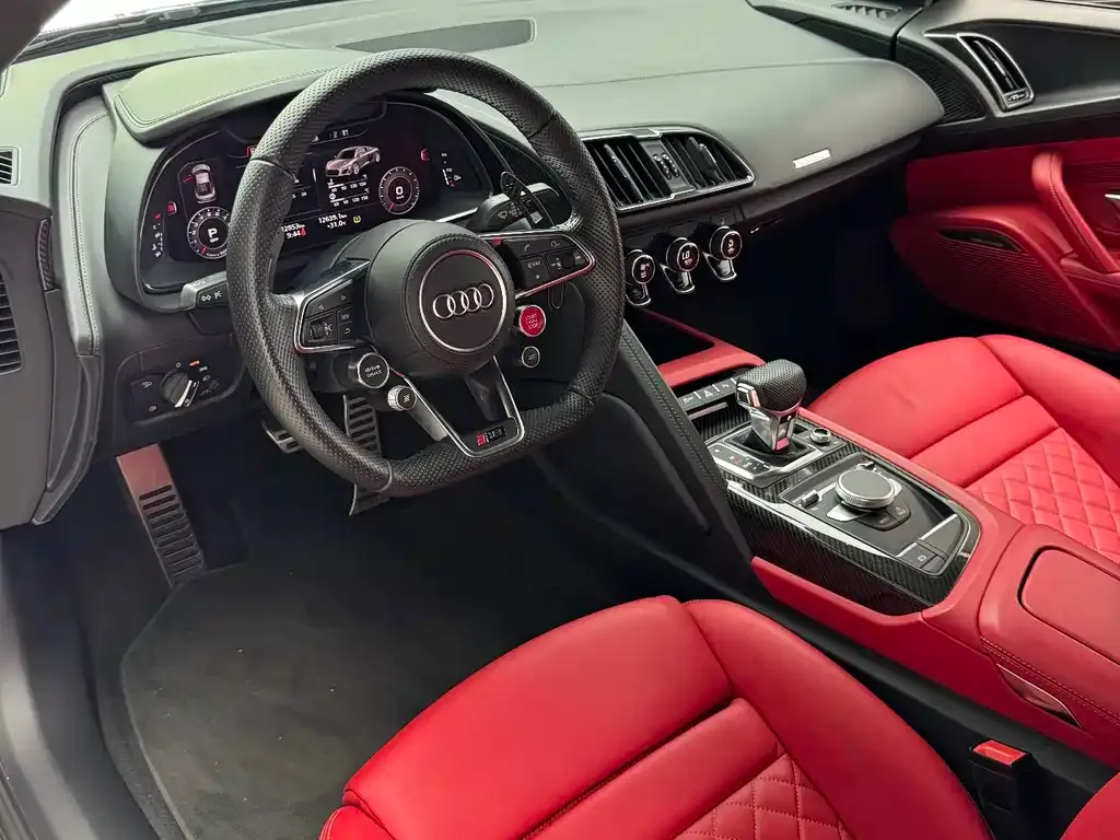 Audi R8 — фото 3