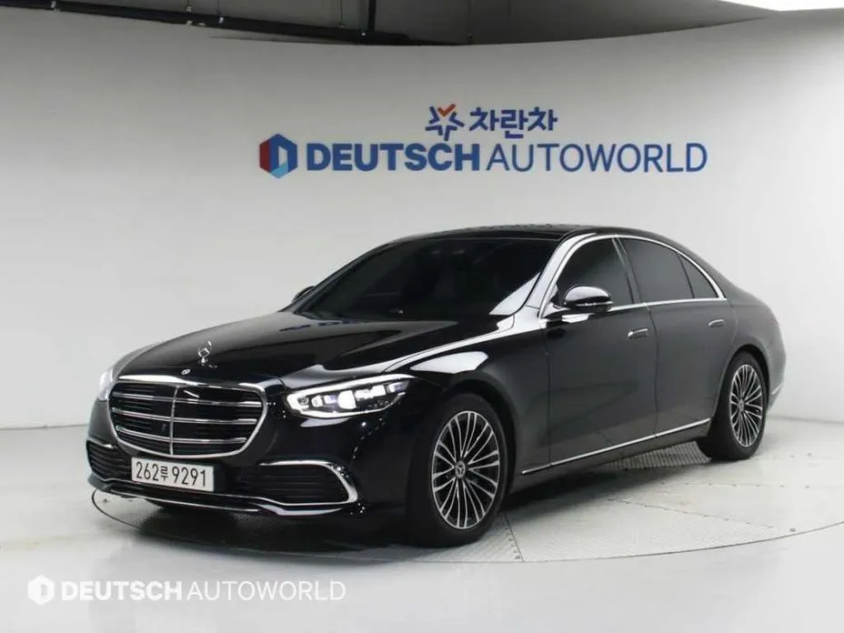 Mercedes-Benz S-Class — фото 1