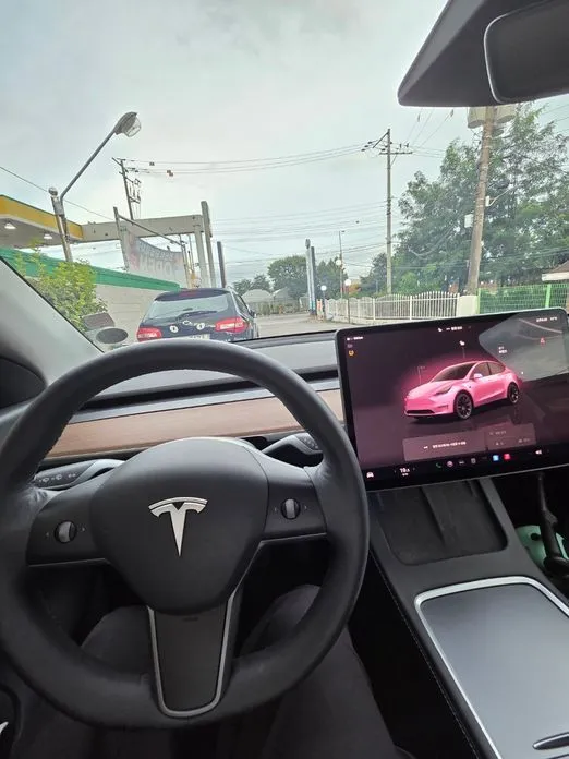 Tesla Model Y — фото 7