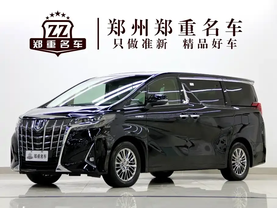 Toyota Alphard — фото 1